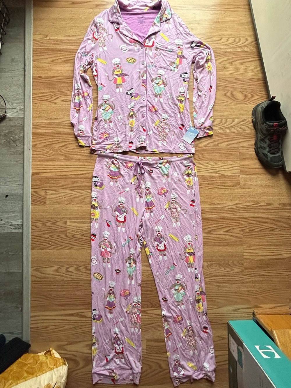 Nick & Nora 2-piece PJ Set Baking Monkey Monkies Large BNWT